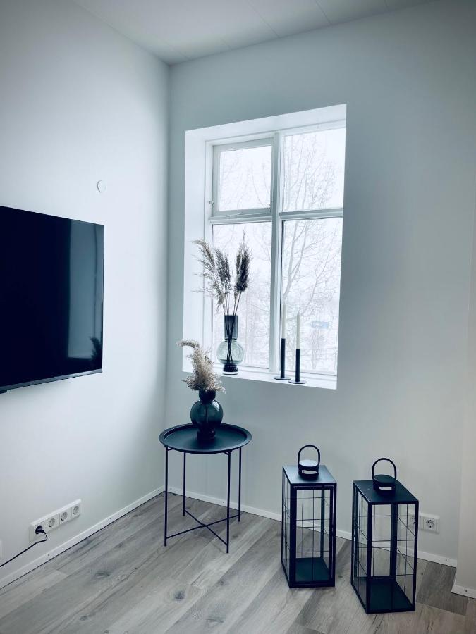 Day Dream Central Akureyri Two Bedroom Apartment Bagian luar foto